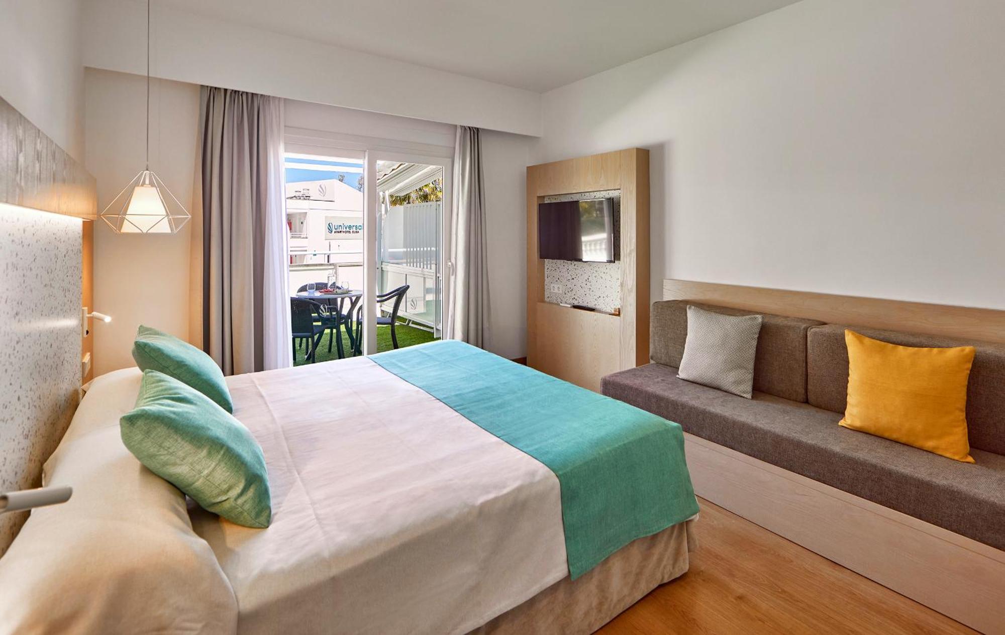 Universal Aparthotel Elisa Playa de Muro  Eksteriør bilde
